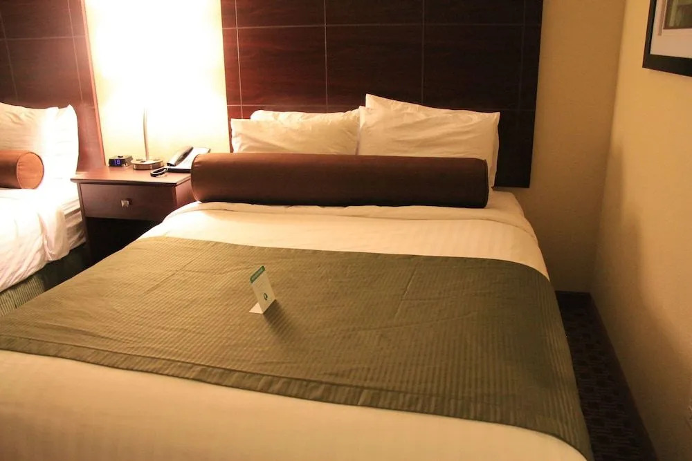 Castle Rock Inn & Suites - Quinter