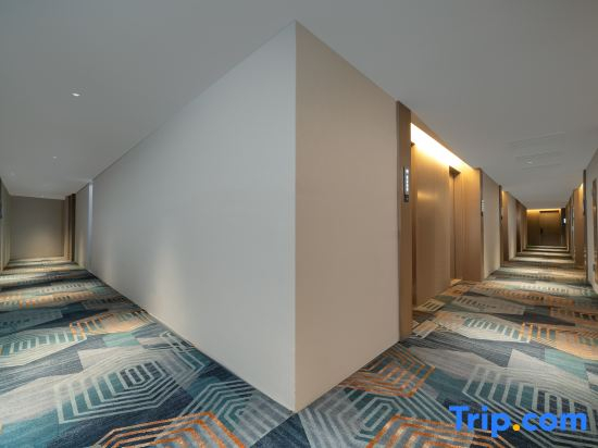 Yishang (Guangzhou Beijing Road Pedestrian Street Park Front Subway Station Store)