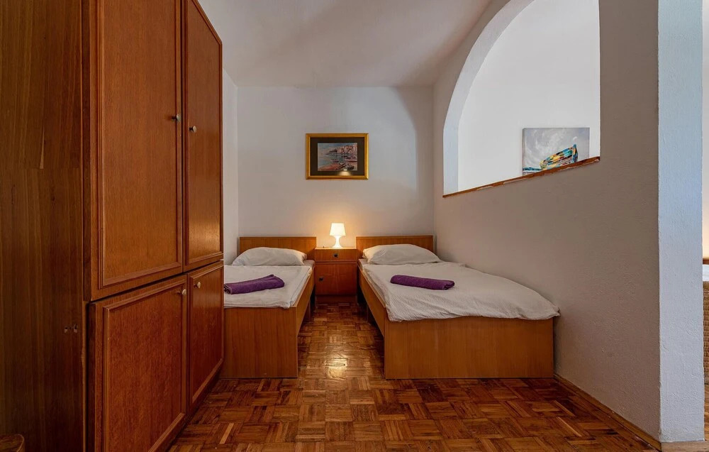 Amazing Apartment in Privlaka With Wifi
