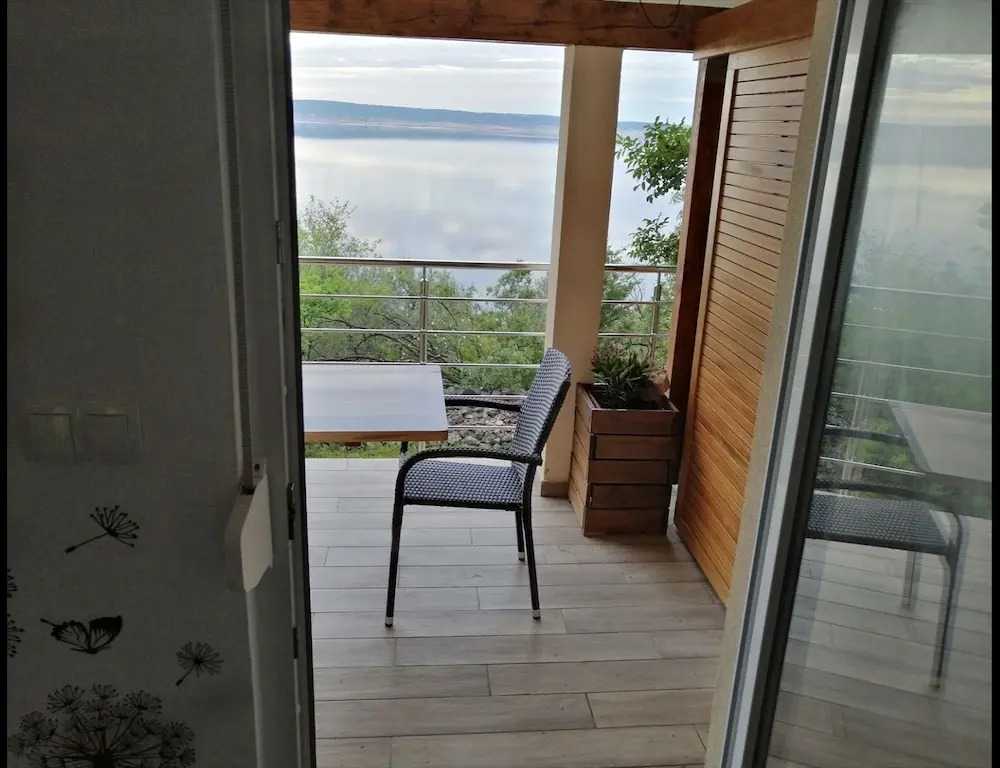 House Anica