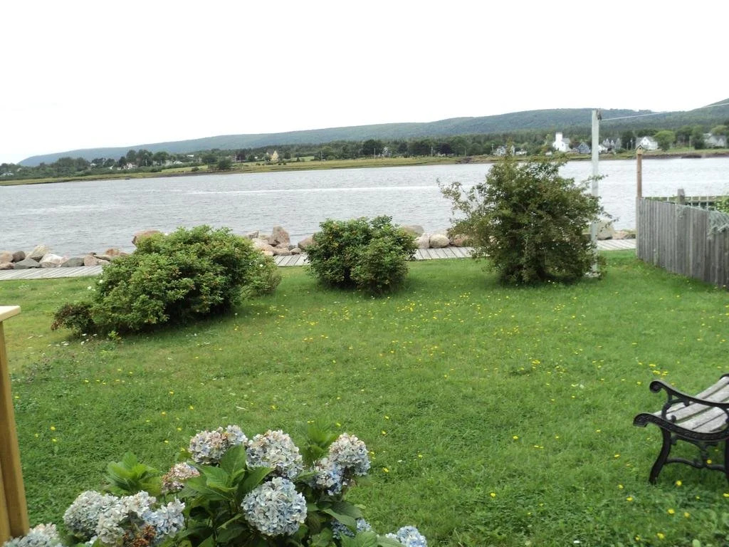 Tides and Time Vacation House