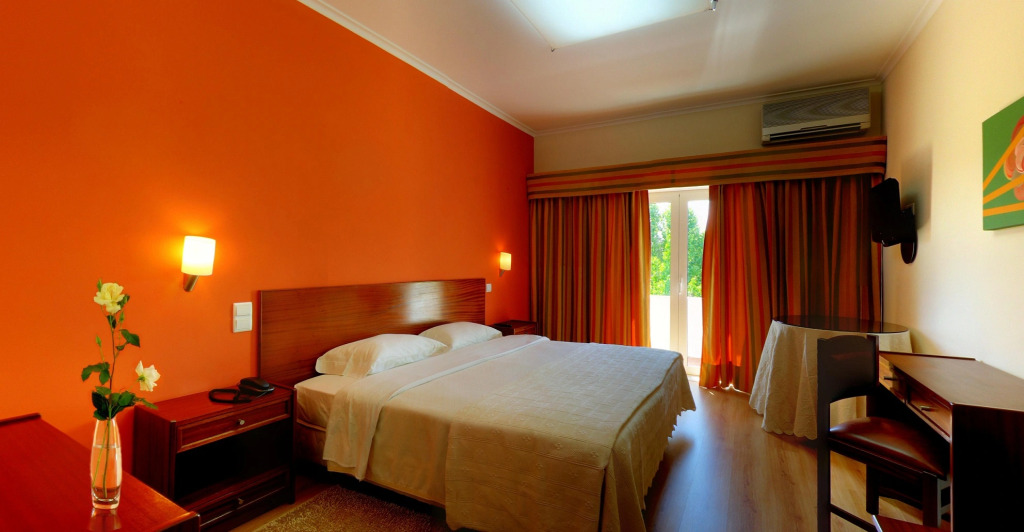 Petrus Hotel