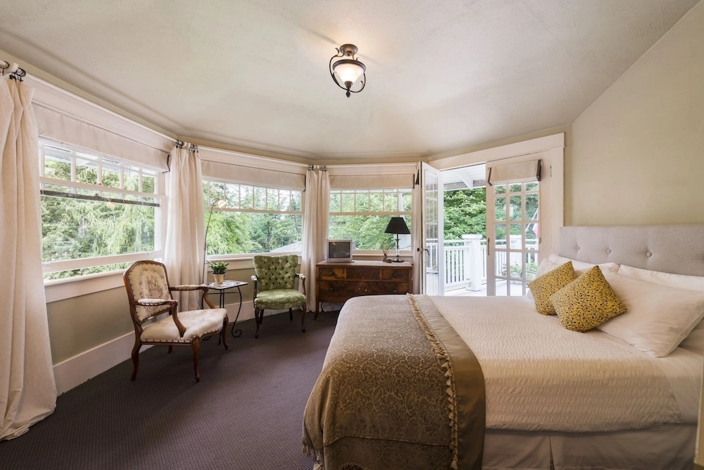 ThistleDown House