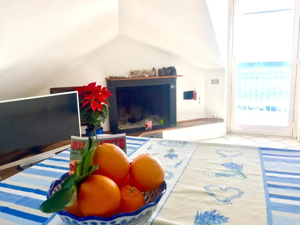 Apartment With one Bedroom in Mascali, With Wonderful sea View, Furnished Terrace and Wifi - 10 m From the Beach