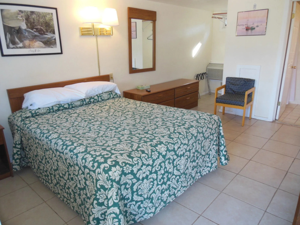 Sand Dollar Inn