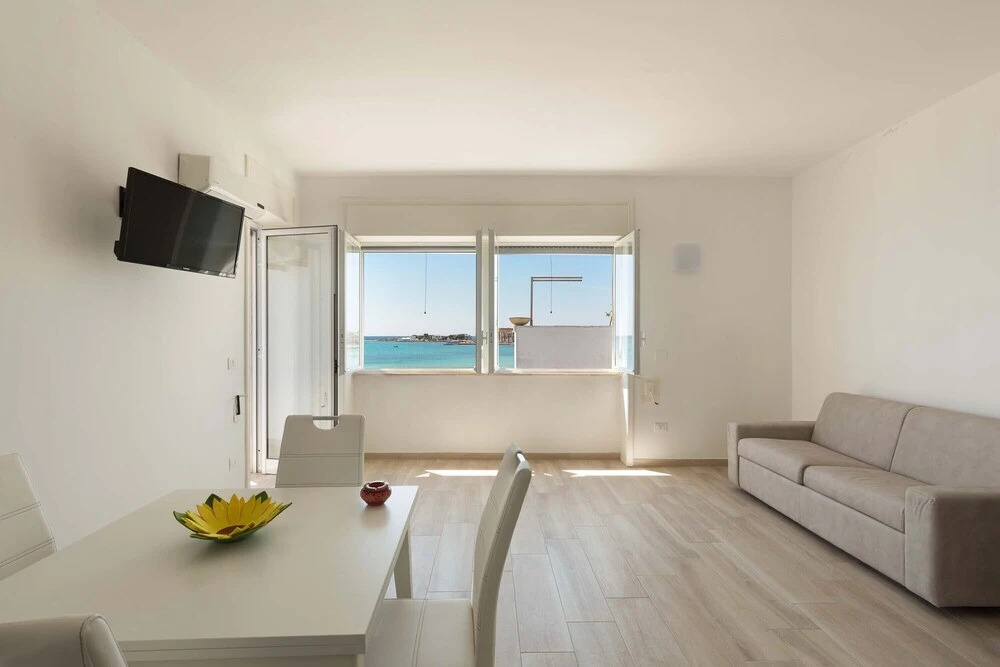 Porto Cesareo Family House