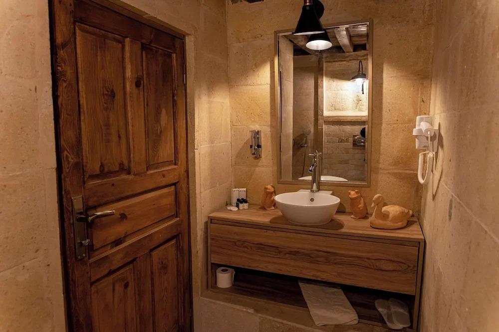 Feris Cave Suite Hotel