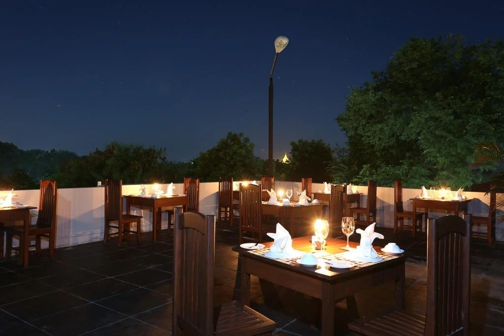 Royal Bagan Hotel