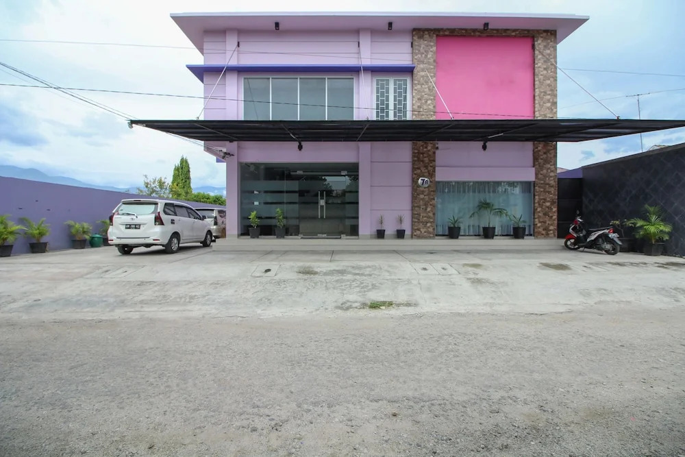 Airy Birobuli Utara Zebra Empat Atas 7A Palu