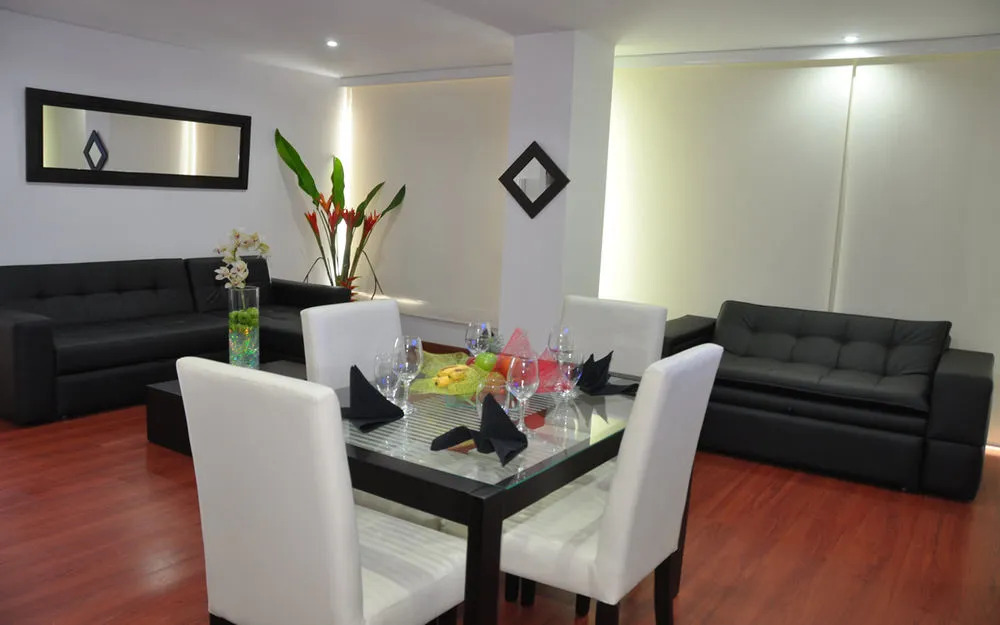 Apartamentos Plaza Modelia