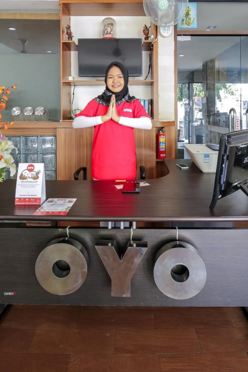 OYO 734 Tuban Torres Accomodation