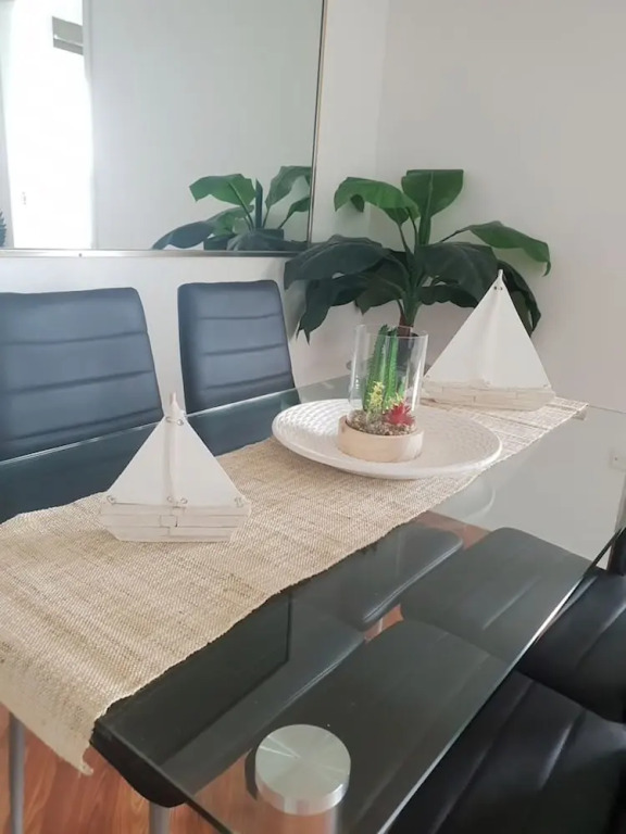 Heart of Surfers Paradise, 2BR Apt