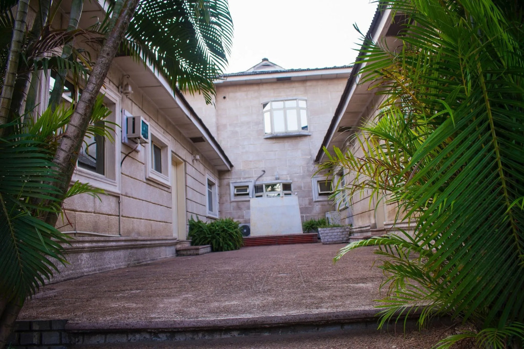 Whitehouse Exclusive Guest House