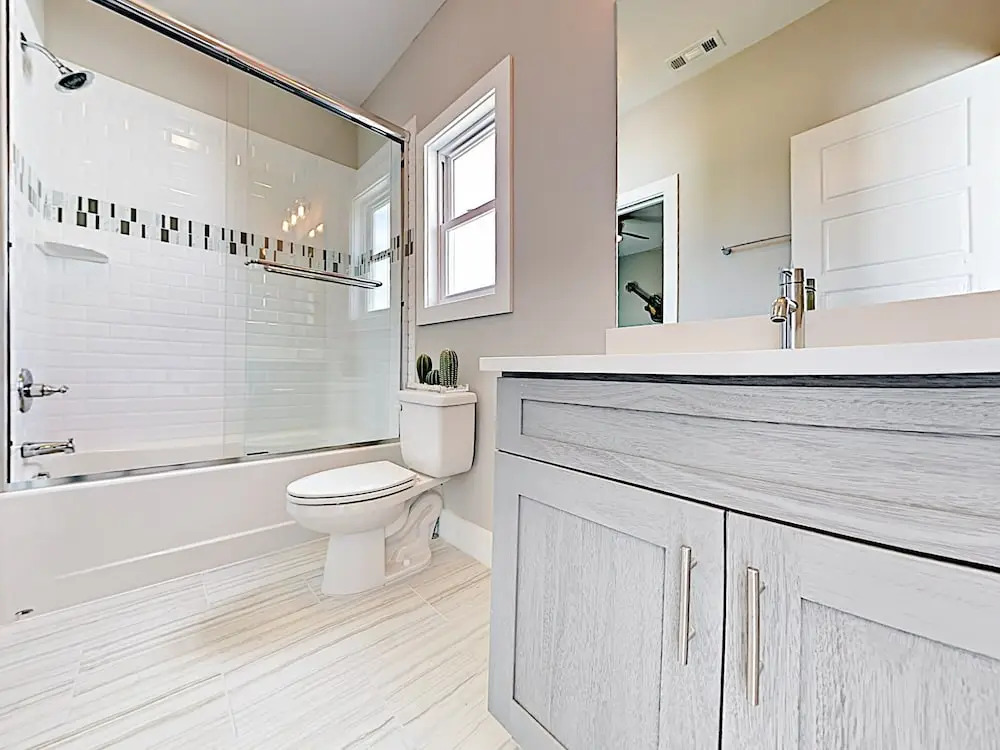 1263 Nashville - 4 Br Home