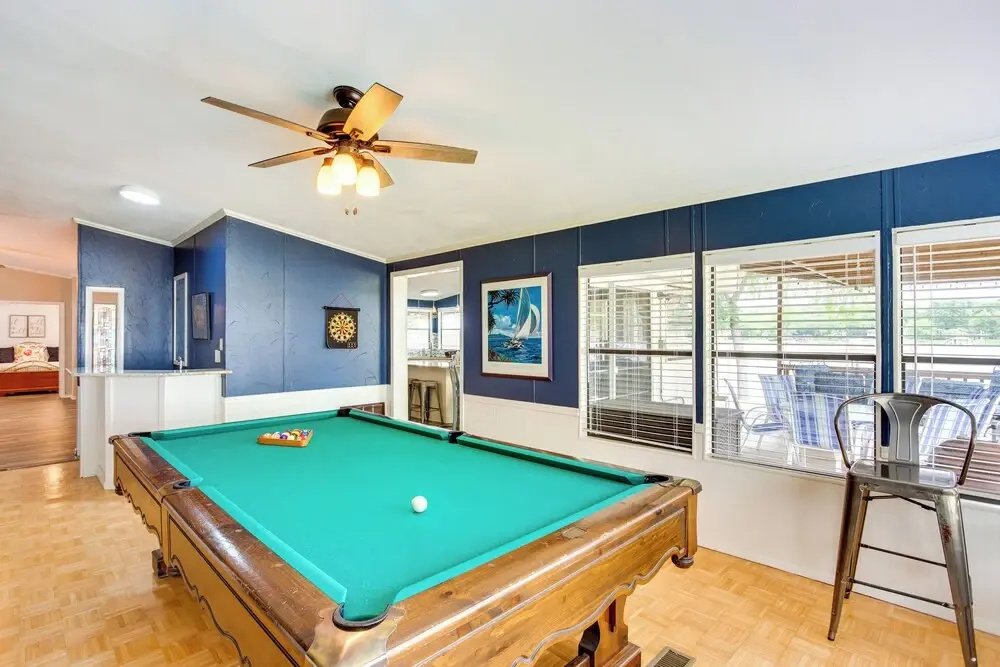 Hot Tub & Dock: Lakefront Mabank Home