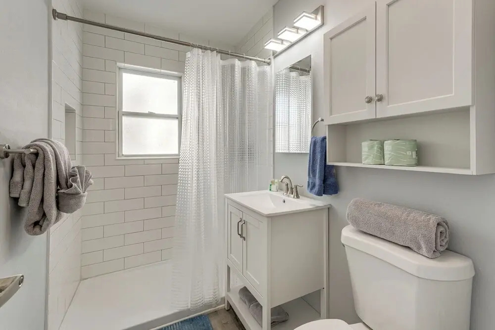 Walk to Gulf: Madeira Beach Condo w/ Patio