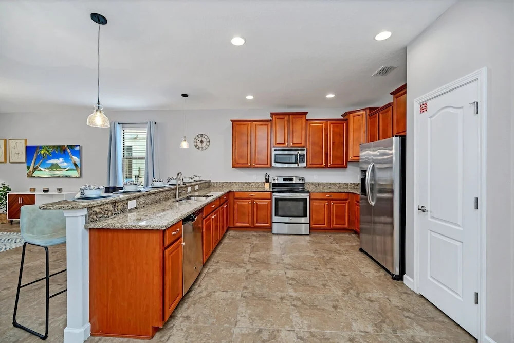 Spacious Home Near Disney
