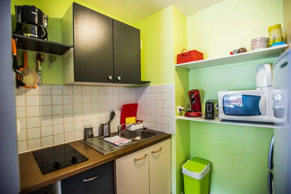 Appartement Kaza Logos