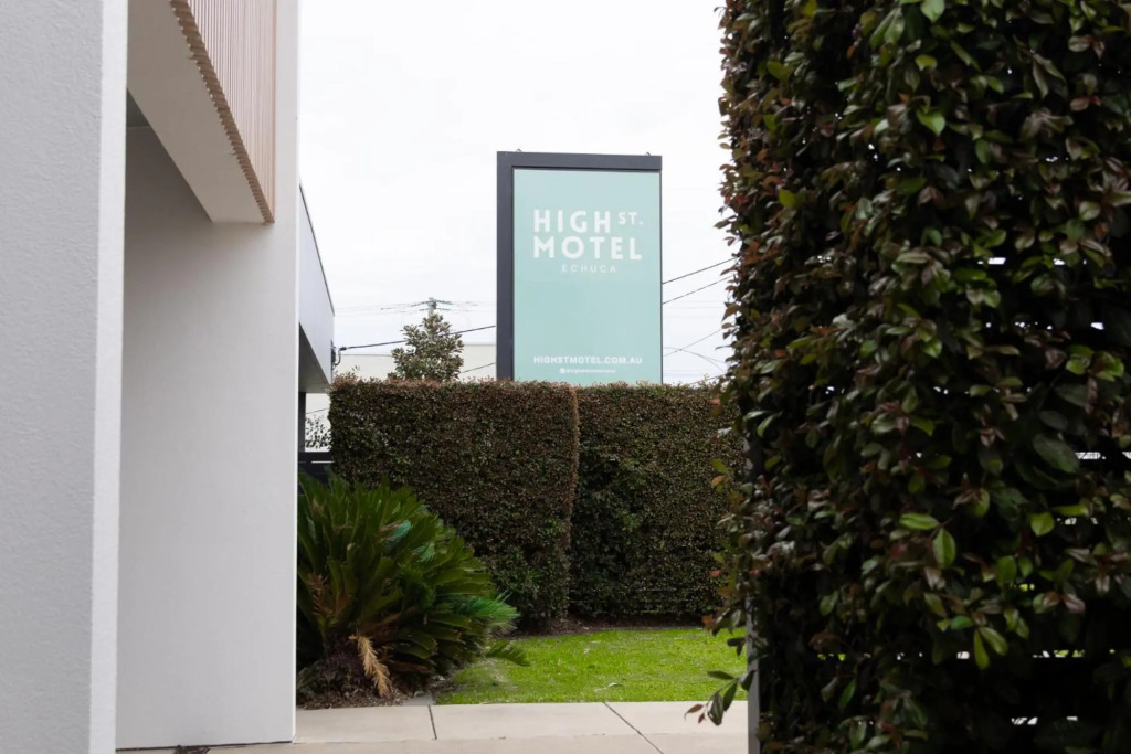 High Street Motel
