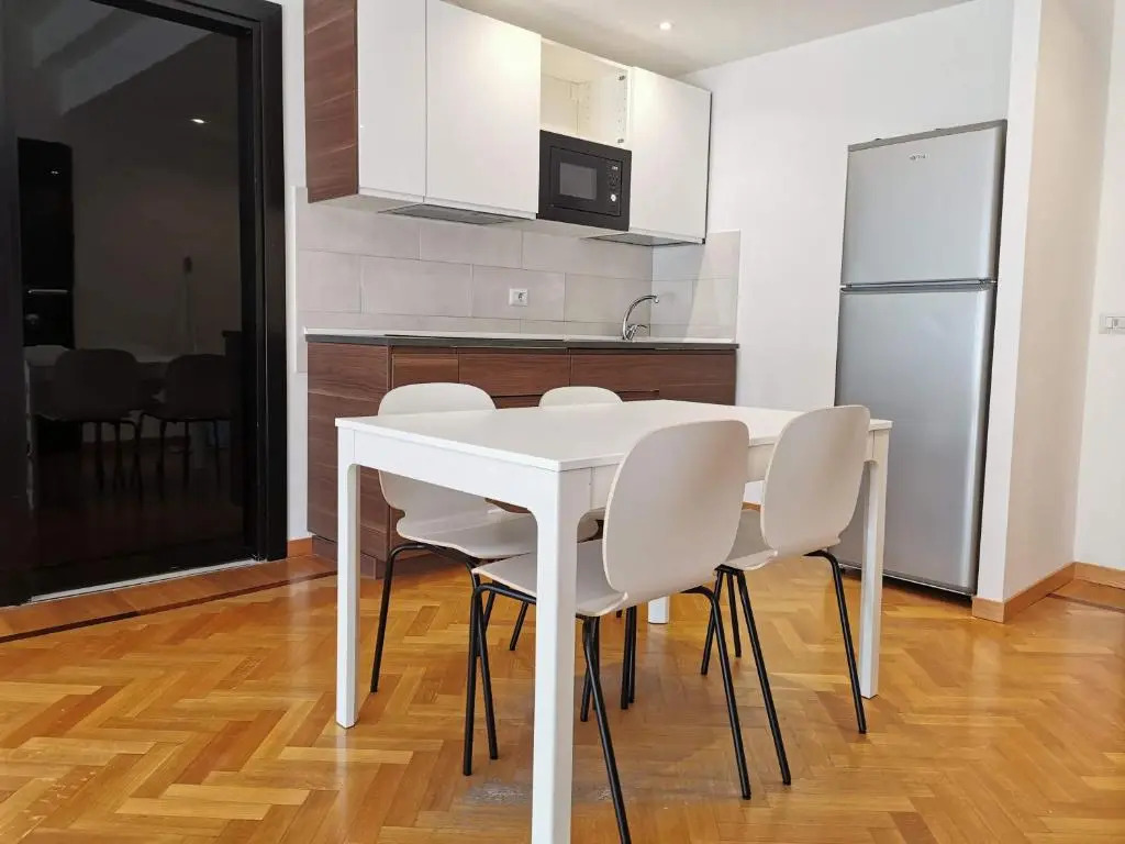 Pergolesi Apartments