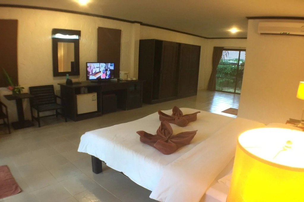 Khaolak Palm Hill Resort
