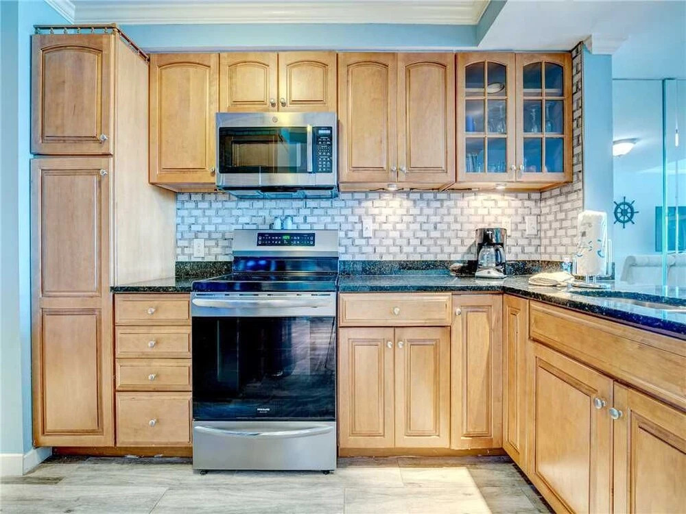Captains Walk 418, 3 Bedrooms, Beach Front, Pool, Sleeps 8