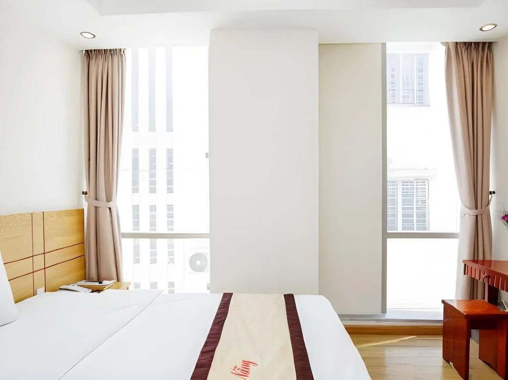 Nhat Linh Hotel & Suites Da Nang