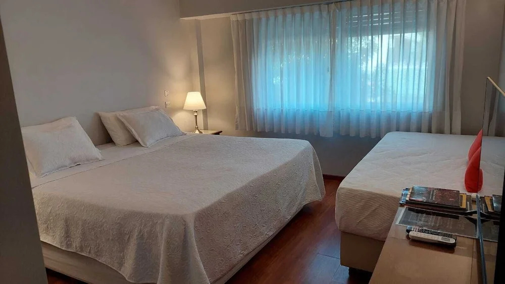 Hotel Rawson 3840, Vicente Lopez, La Lucila