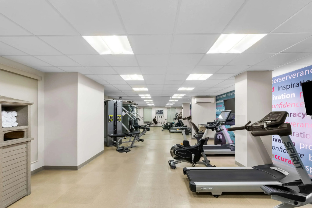 Best Western Plus Hotel Montreal