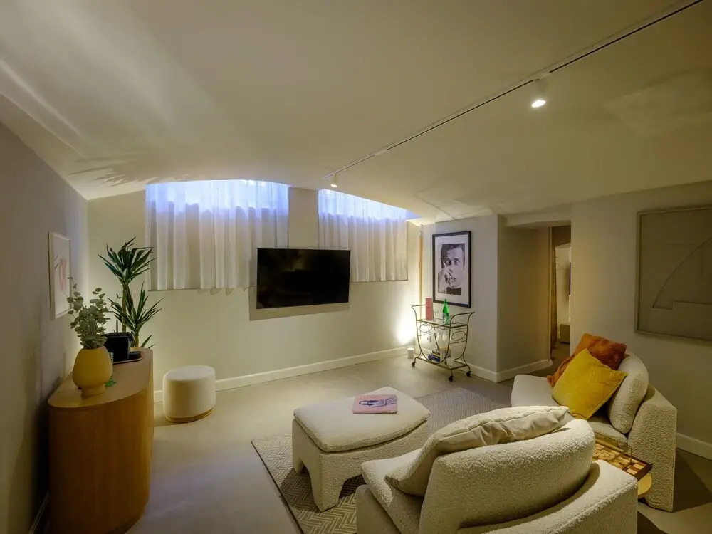 FINCH Boutique Hotel, downtown