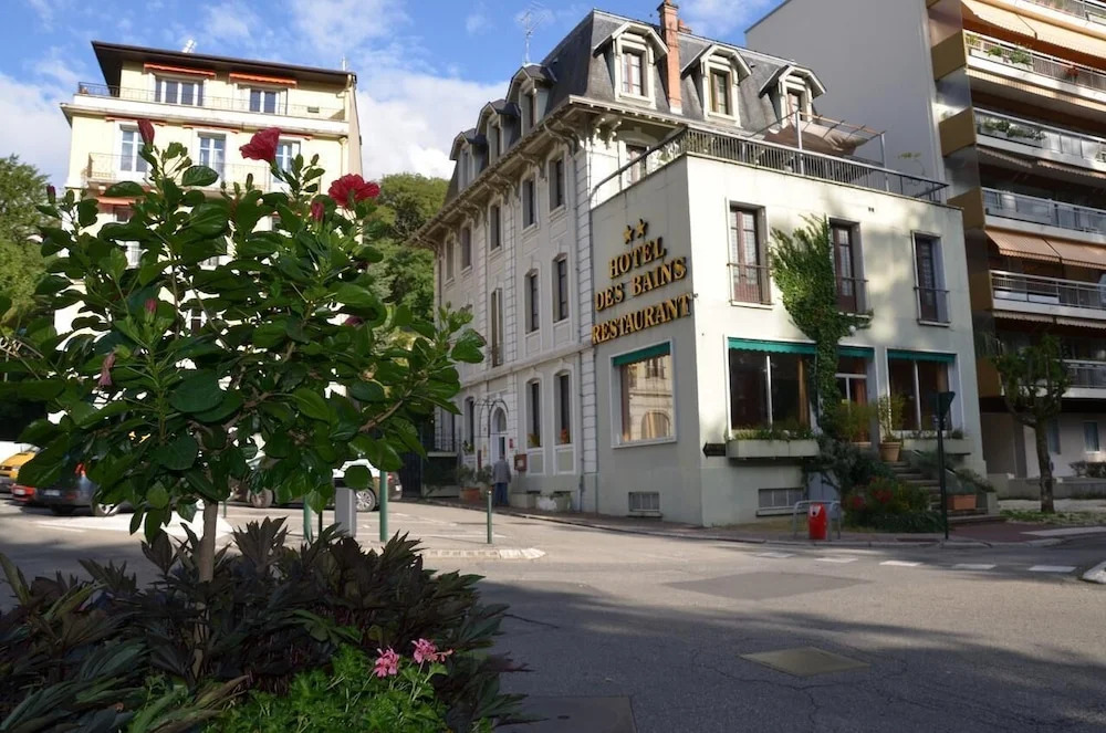 Logis Palais Des Fleurs Restaurant Les Capucines