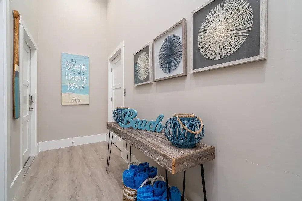 661 Estero Blvd "beach To Bay" 5 Bedroom Home by RedAwning