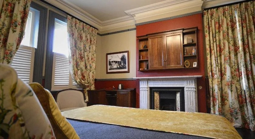The Old Bank Boutique Hotel