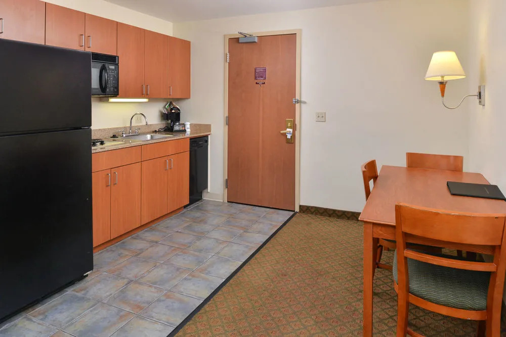 Holiday Inn Express Hotel & Suites Southfield - Detroit