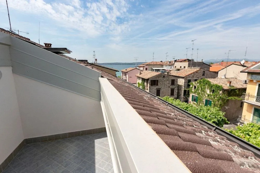 San Lorenzo Apartments