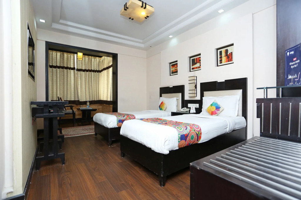 OYO 11322 Hotel The Camria
