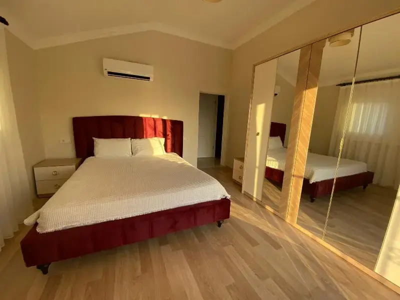 Myra Hotel