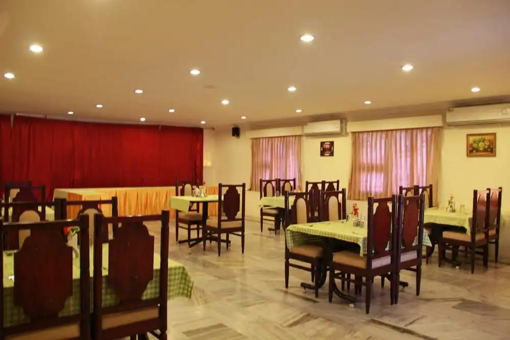 Senthil Residency
