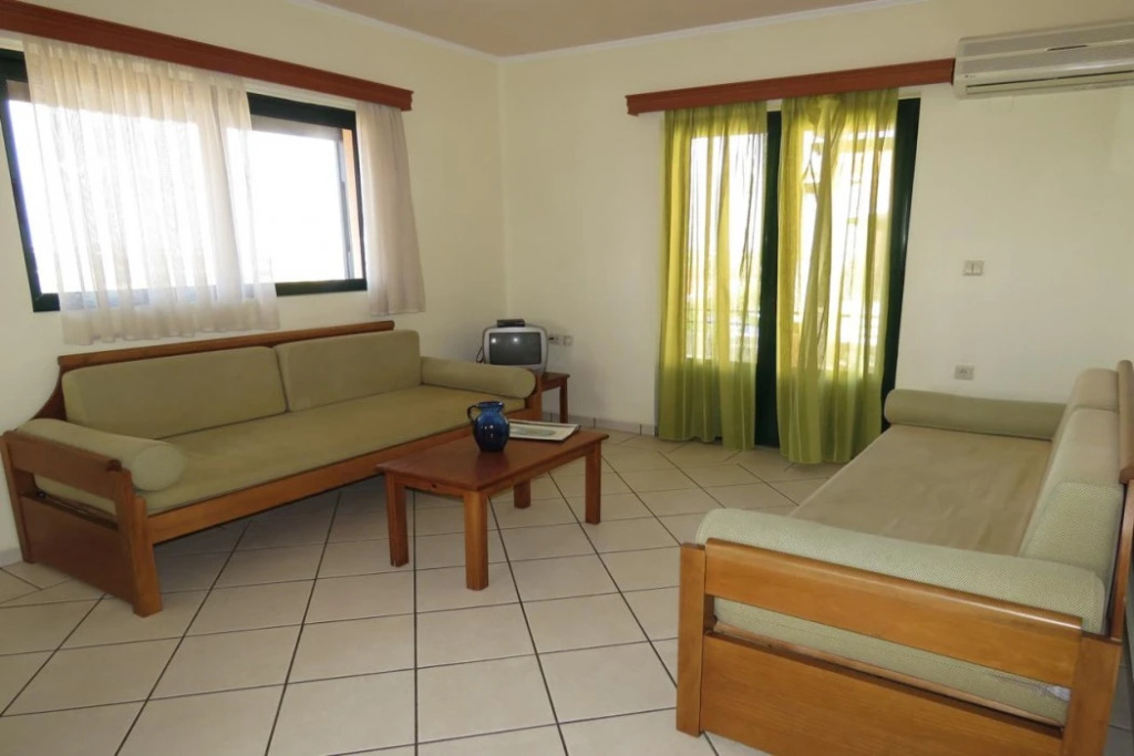 Aloni Suites