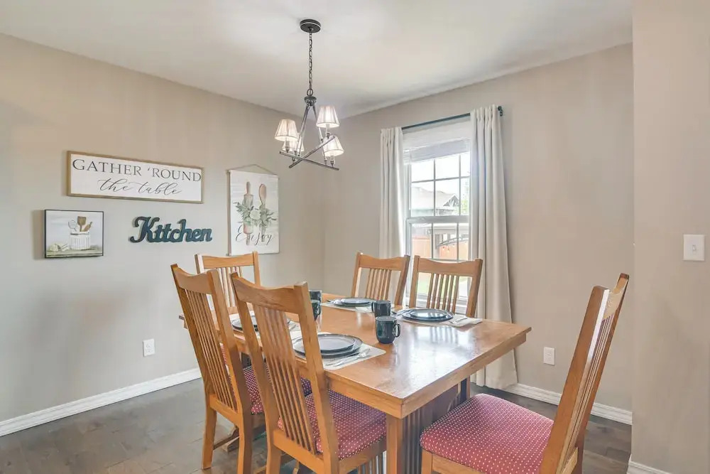 Pool Access, Grill & Gazebo: Ozark Getaway!