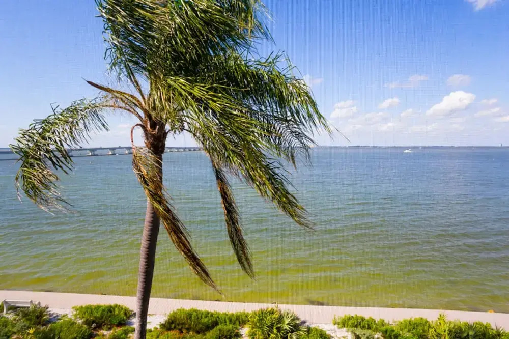 Mariner Point 1083