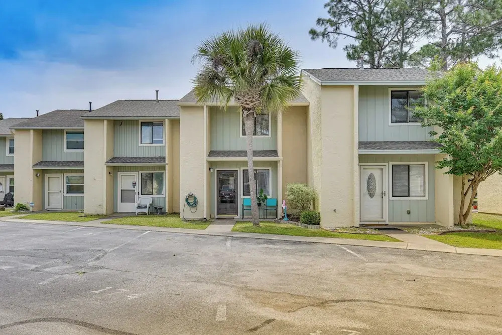 "the Wave" PCB Townhome w/ Pools + Beach Access
