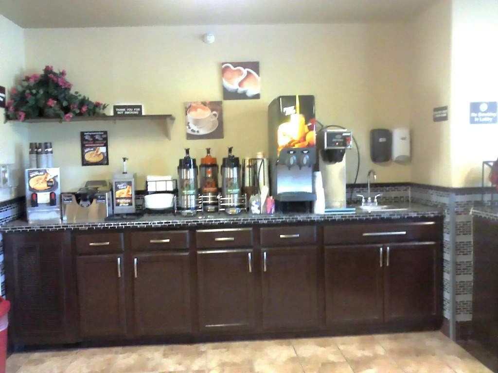 Colstrip Inn & Suites