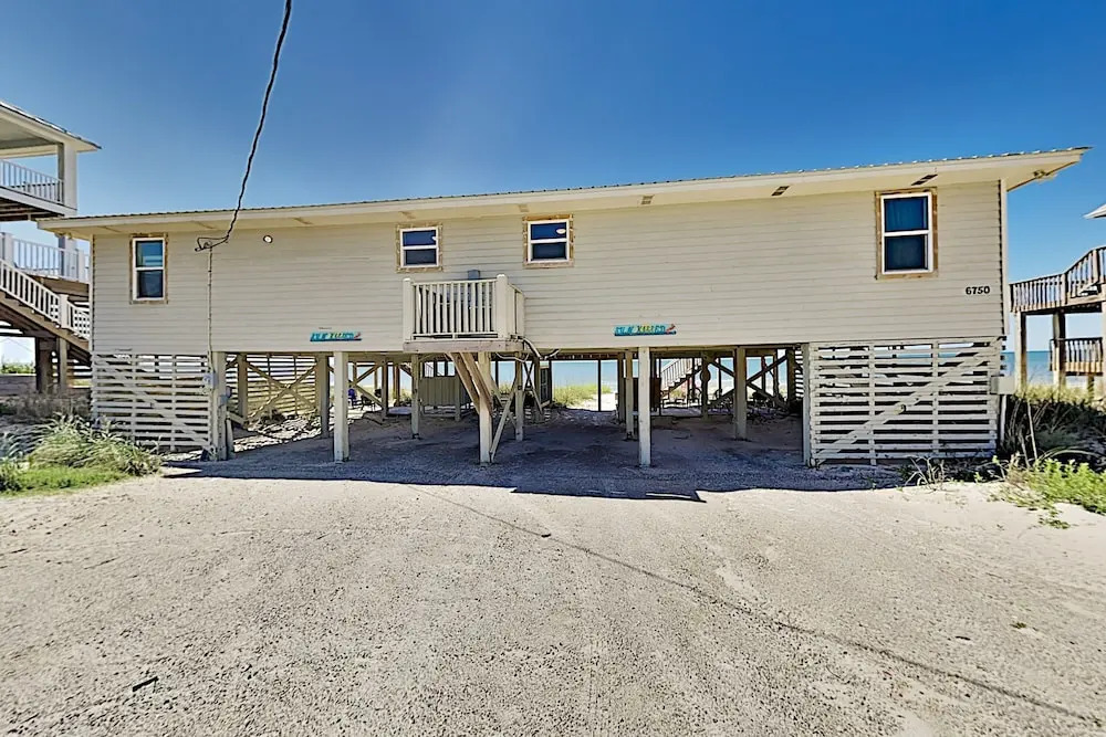 Beachfront Sun-kissed West - 1 Mile To Kiva Dunes 2 Bedroom Duplex
