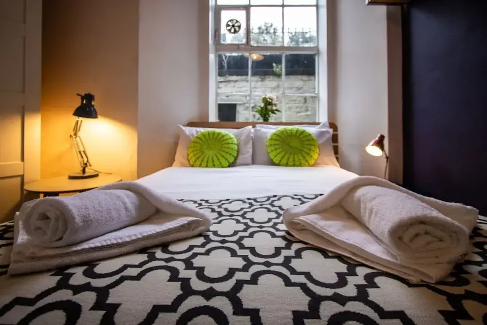 Beautifully Modernised New Town Home