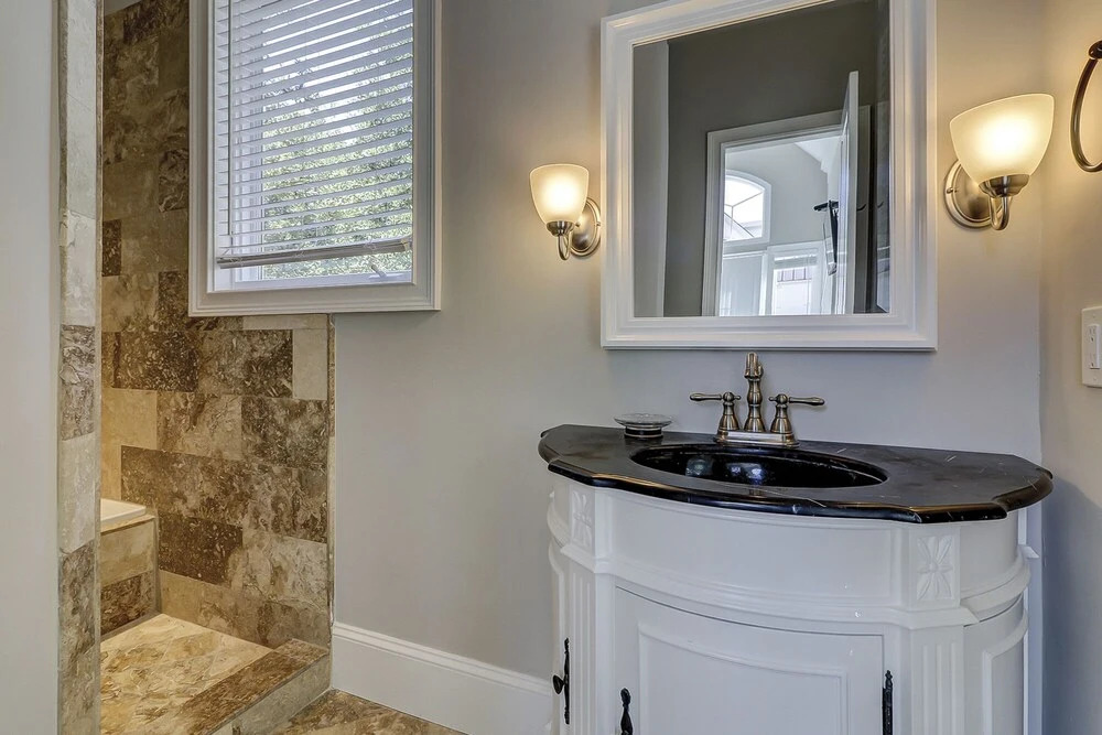 28 Carters Manor