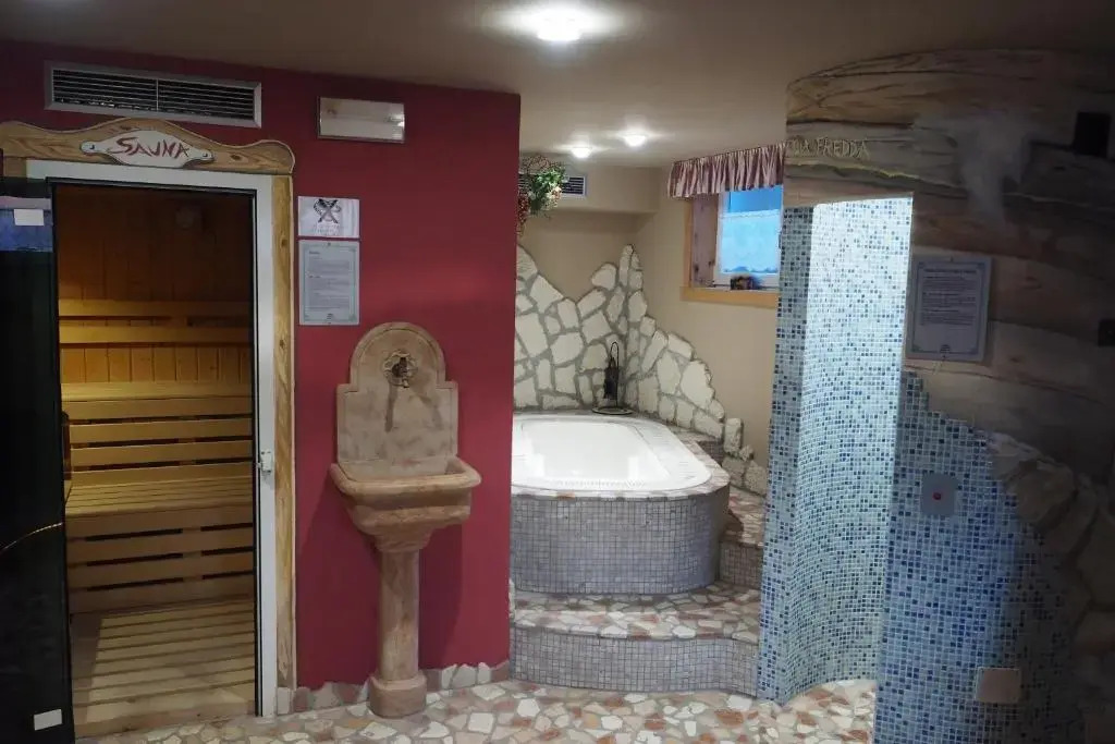 Hotel Azola