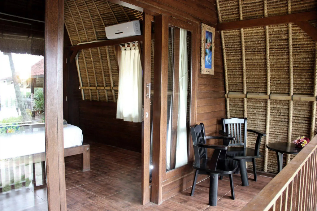 Secret Point Huts