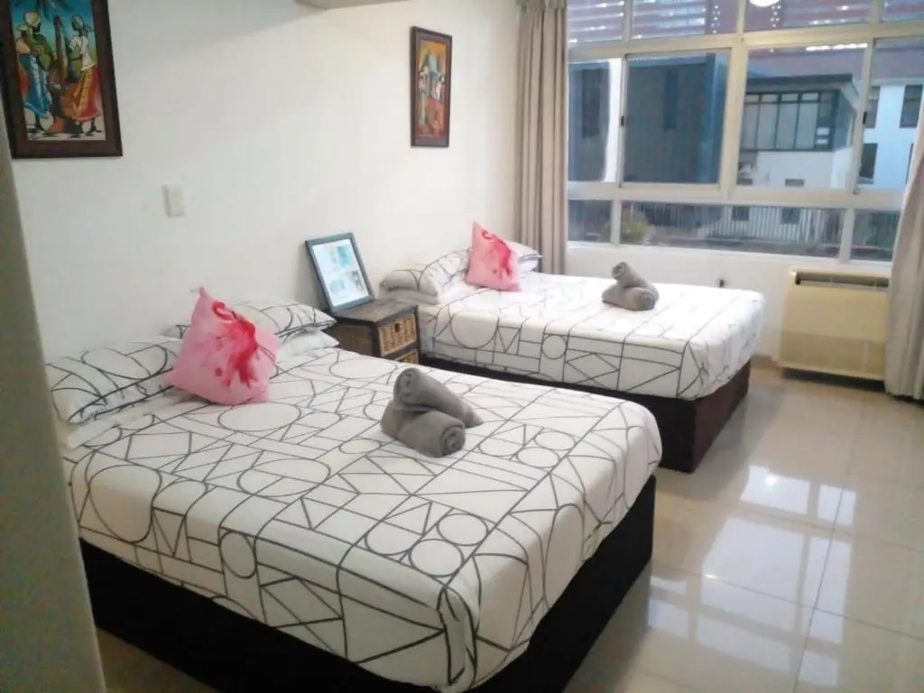 Sandz accomodation at 108
