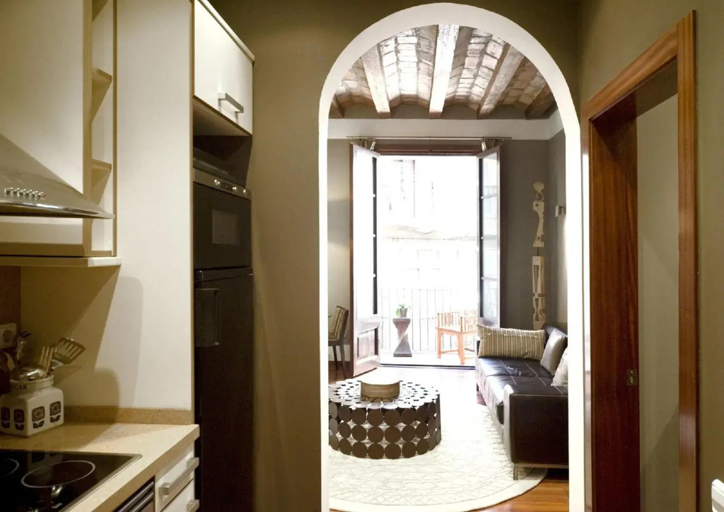 You Stylish City Center Apartments